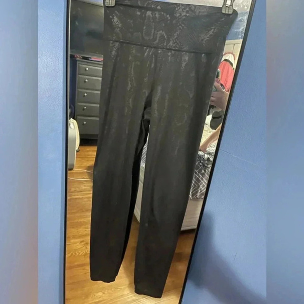 American eagle snake print high rise leggings womens XS black